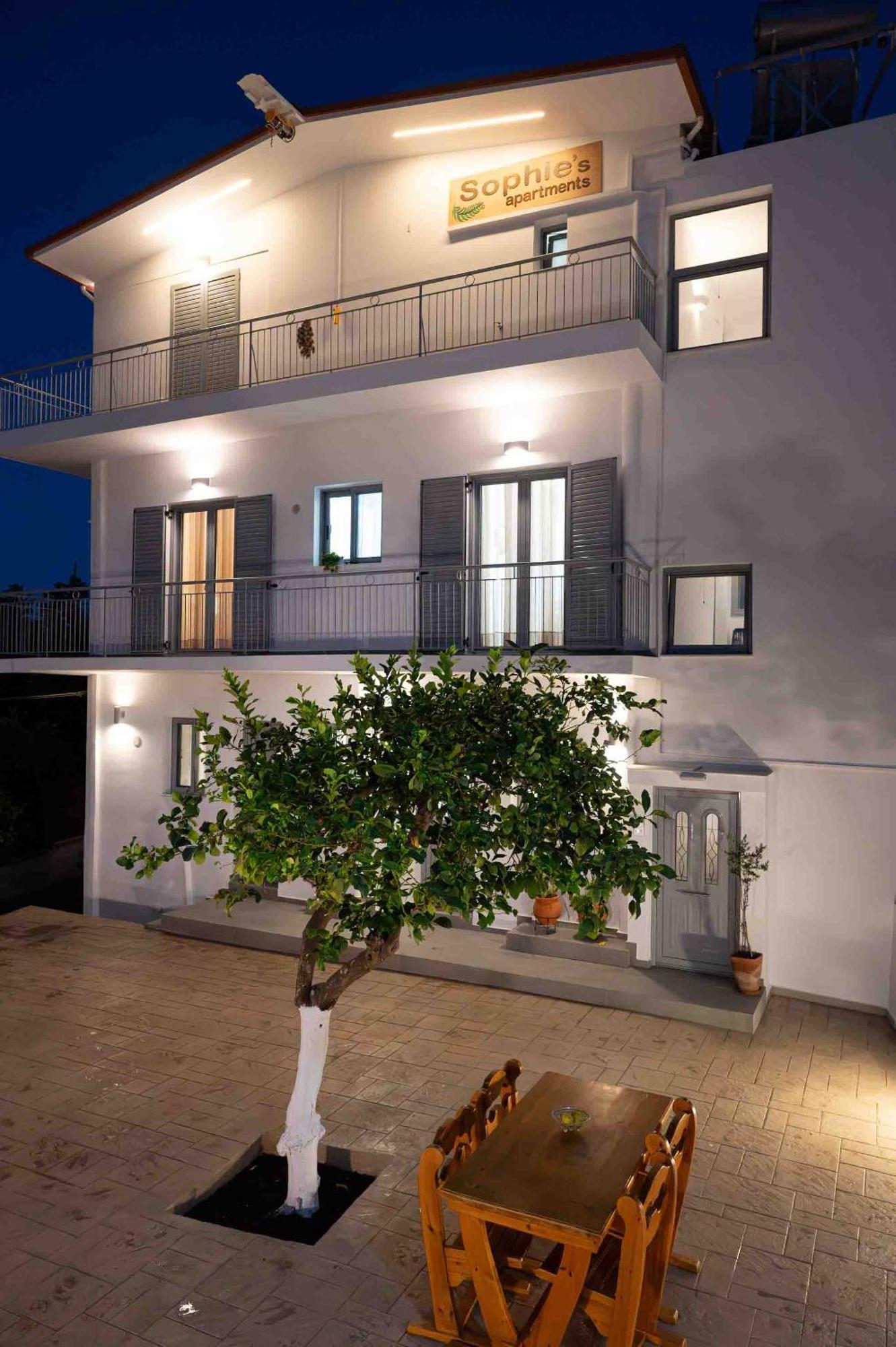 Sophie'S Apartments 3&4 Poros Town ภายนอก รูปภาพ